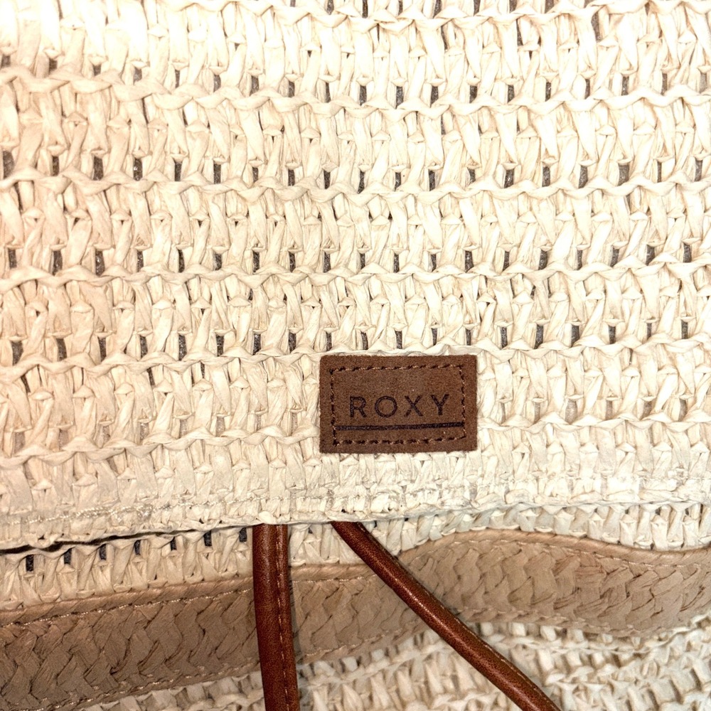 Roxy Woven Straw Backpack Cream Tan Striped Boho Beach Bag Drawstring RN114199 - Picture 9 of 16